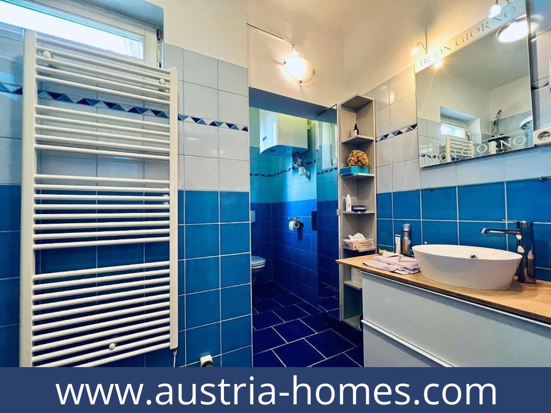 austria-homes-graz-8020-20250919211745-0018401020.jpg