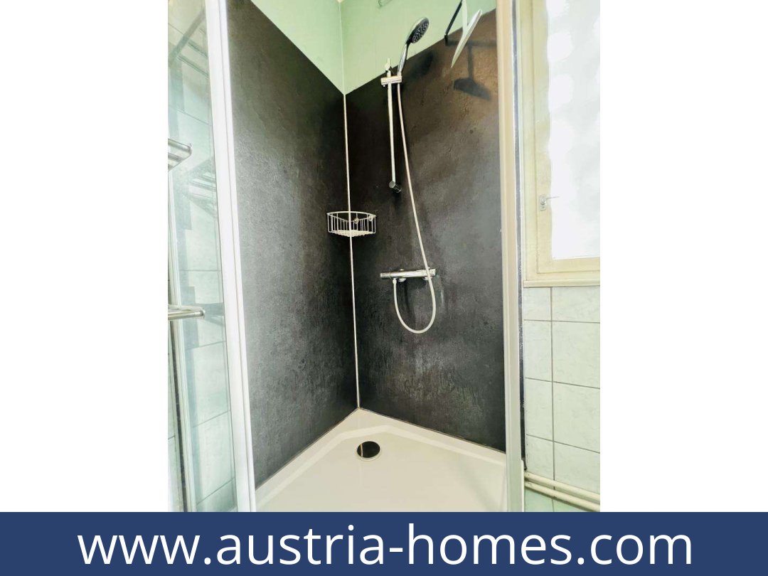 austria-homes-graz-8020-20250921231743-0031201009.jpg