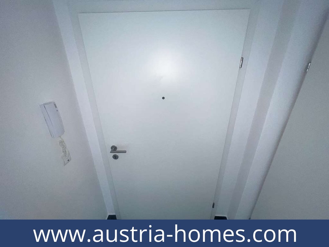 austria-homes-graz-8020-20261021052419-d7f7fa04-0054501030.jpg